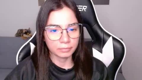 Alex online show from 04.17.26