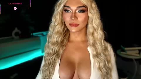 Julia online show from 11.16.25