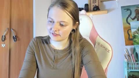 wonderconnie online show from 10.02.25