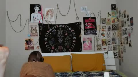 wonderconnie online show from 10.19.25