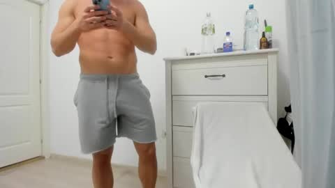 Wolfie online show from 02.13.25