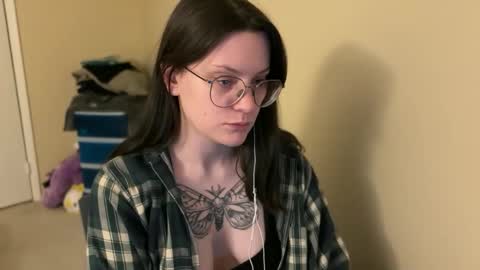 Snapshot of worship_lucina chatting on 01.15.25 Lucina online show from 01.15.25