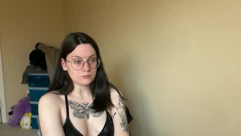 Snapshot of worship_lucina chatting on 03.05.25 Lucina online show from 03.05.25