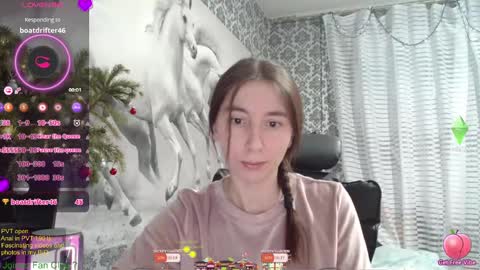 Snapshot of wow_porno_ chatting on 12.03.24 Anna online show from 12.03.24