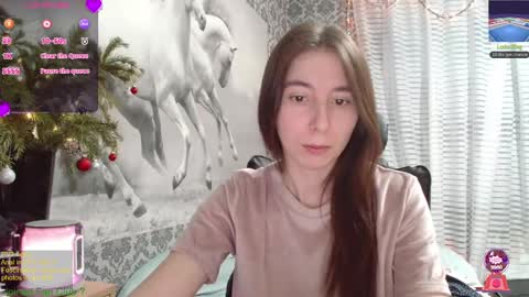 Snapshot of wow_porno_ chatting on 12.07.24 Anna online show from 12.07.24