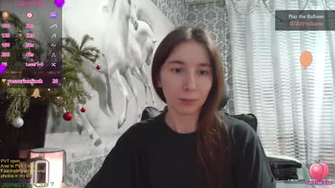 Snapshot of wow_porno_ chatting on 12.19.24 Anna online show from 12.19.24