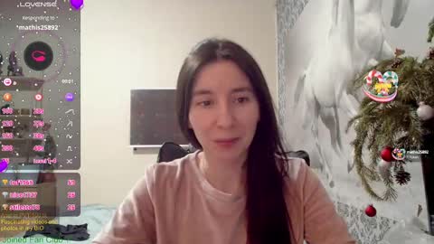 Snapshot of wow_porno_ chatting on 01.01.25 Anna online show from 01.01.25