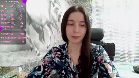 Snapshot of wow_porno_ chatting on 02.15.25 Anna online show from 02.15.25