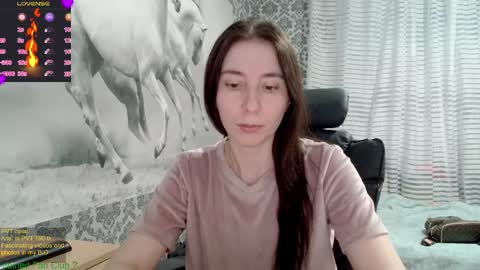 Snapshot of wow_porno_ chatting on 02.18.25 Anna online show from 02.18.25