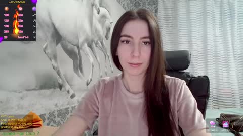 Snapshot of wow_porno_ chatting on 02.22.25 Anna online show from 02.22.25