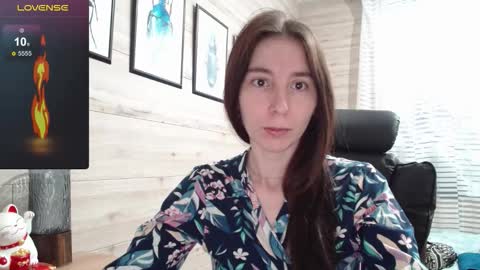 Snapshot of wow_porno_ chatting on 09.17.25 Anna online show from 09.17.25