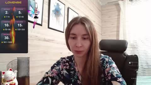 Snapshot of wow_porno_ chatting on 10.24.25 Anna online show from 10.24.25