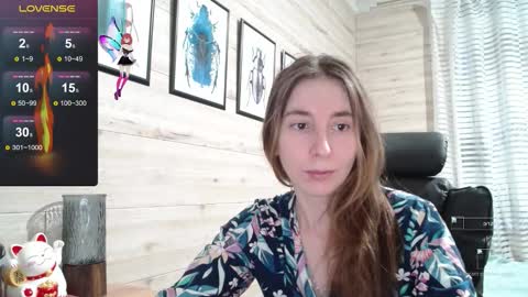 Snapshot of wow_porno_ chatting on 10.29.25 Anna online show from 10.29.25