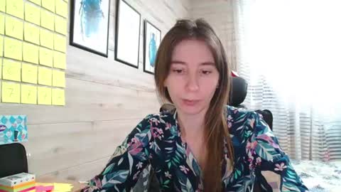 Snapshot of wow_porno_ chatting on 06.25.26 Anna online show from 06.25.26
