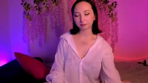 Snapshot of wow_sue chatting on 11.07.25 Sue online show from 11.07.25