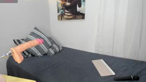     STREAMING SCHEDULE 2100 - 0530 GMT-5 online show from 04.19.26