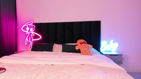 Emi online show from 12.27.24