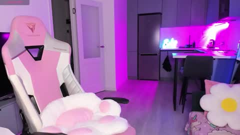 Emi online show from 11.20.25