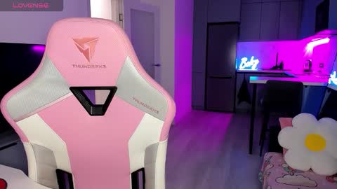 Emi online show from 02.12.26