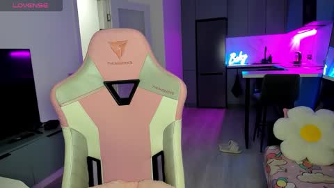 Emi online show from 03.09.26