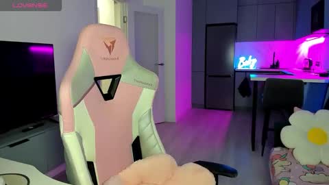 Emi online show from 03.19.26