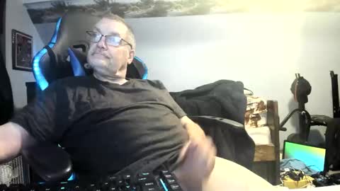 wowsers2022 online show from 10.25.25