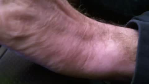 Snapshot of wrangleat0r chatting on 10.18.25 wrangleat0r online show from 10.18.25