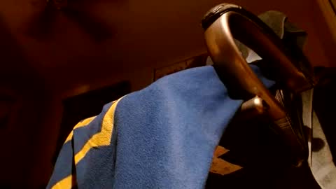 Snapshot of wvuguy1986 chatting on 12.14.25 wvuguy1986 online show from 12.14.25