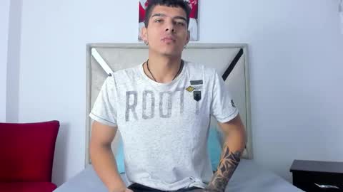 wyatt online show from 12.04.25