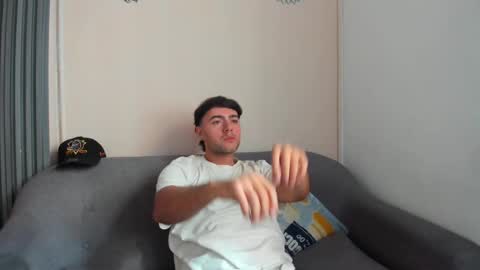 Snapshot of wyatt_mark chatting on 10.28.25 WATT online show from 10.28.25