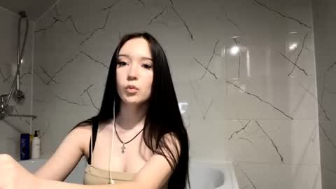 Kate  online show from 04.16.26