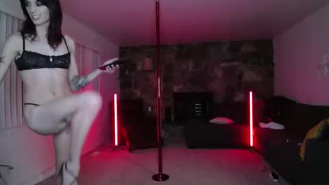 WyTransGal - Aurora online show from 11.22.25