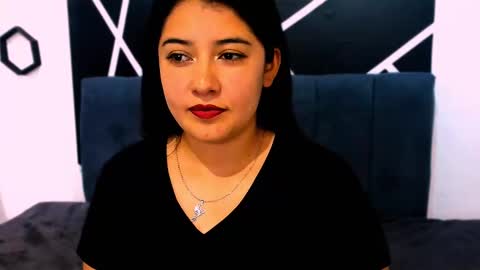 Snapshot of x_adeline_ chatting on 11.13.25 Adeline online show from 11.13.25