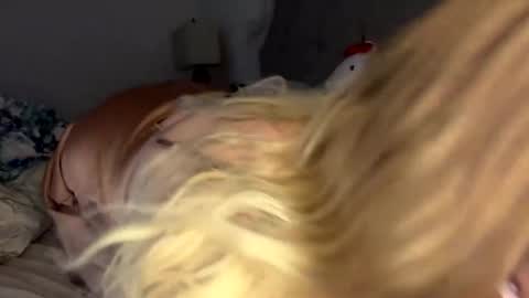 Snapshot of x_dreamgirl_x chatting on 01.16.25 Mariah online show from 01.16.25