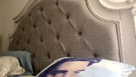 Snapshot of x_dreamgirl_x chatting on 09.12.25 Mariah online show from 09.12.25