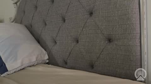 Snapshot of x_dreamgirl_x chatting on 10.18.25 Mariah online show from 10.18.25