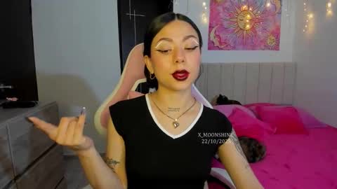     s  s      s   online show from 10.23.25