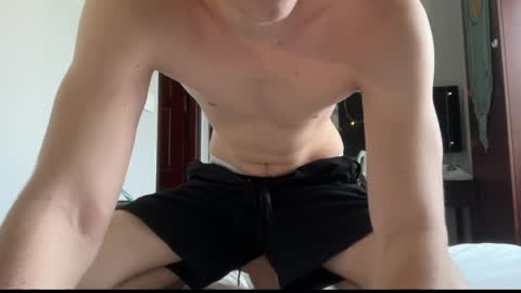 Snapshot of x_nile chatting on 04.14.26 Nile online show from 04.14.26