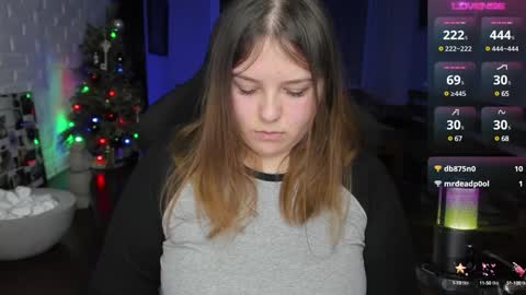 Snapshot of x_nirvana_x chatting on 12.30.24 LOVE NERDS ONLY online show from 12.30.24