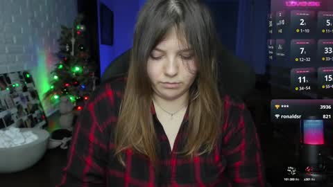 Snapshot of x_nirvana_x chatting on 01.06.25 LOVE NERDS ONLY online show from 01.06.25