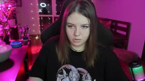 Snapshot of x_nirvana_x chatting on 02.09.26 LOVE NERDS ONLY online show from 02.09.26