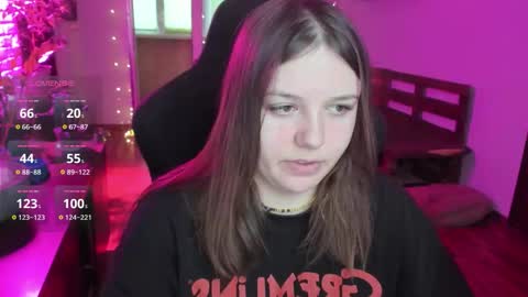 Snapshot of x_nirvana_x chatting on 02.25.26 LOVE NERDS ONLY online show from 02.25.26