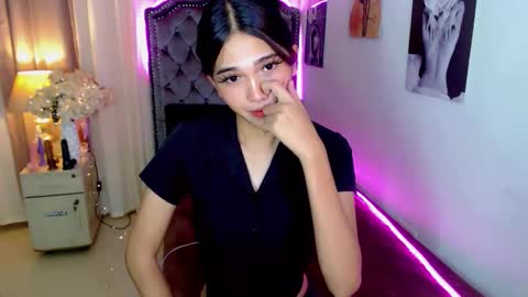 xairah_doux online show from 10.05.25
