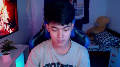 Prince Aldrian  online show from 02.13.25