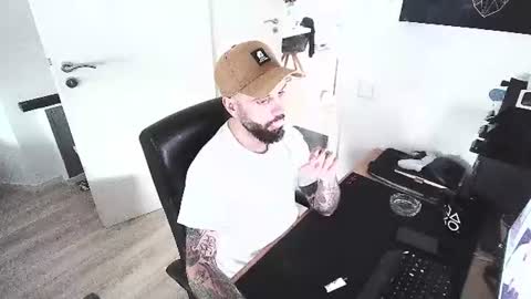 xamrelgneal online show from 06.08.26