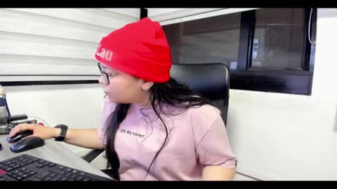 xander_taylor_ online show from 10.24.25