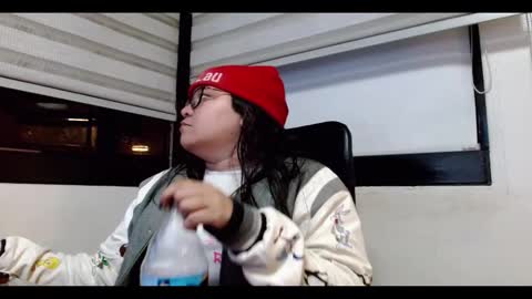 xander_taylor_ online show from 10.25.25