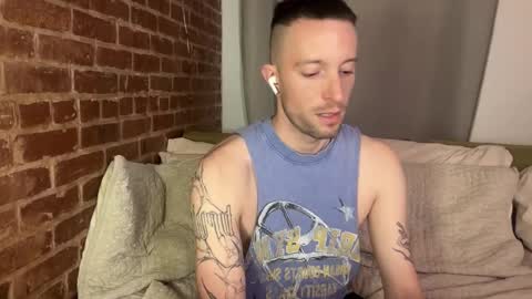 Snapshot of xanderxnyc chatting on 12.14.25 xanderxnyc online show from 12.14.25