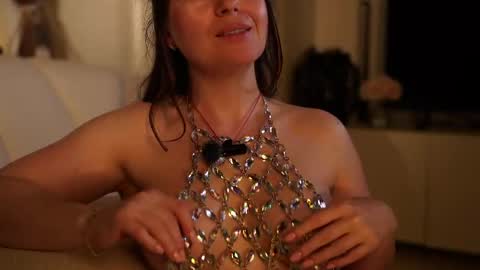 XandraK online show from 04.15.26