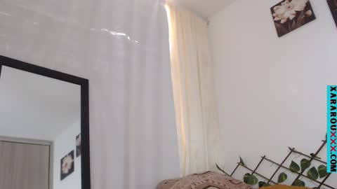 Snapshot of xararouxxx chatting on 02.28.25 S A R A 100K followers online show from 02.28.25